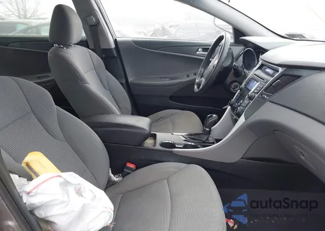 2013 Hyundai Sonata Gls z USA, uszkodzony, nr VIN 5NPEB4AC6DH772043